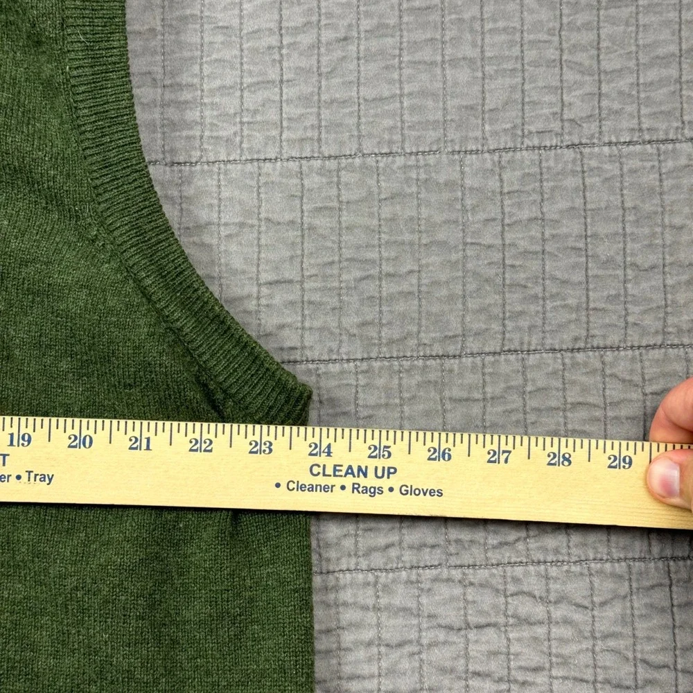 Vintage‎ LL Bean Wool Sweater Vest Men XL Green Lambswool Scotland V Neck